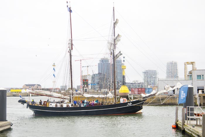 Historische schepen varen op Oostende voor Anker 2023