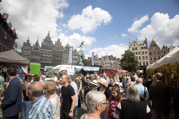 Rubensmarkt op Grote Markt Antwerpen
